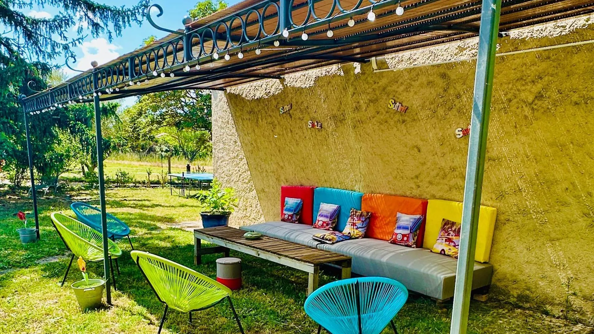 Le Havre Provencal De Luynes - Grande Villa Avec Piscine Jardin Et Loisirs Pres Aix-En-Provence 0*,  France